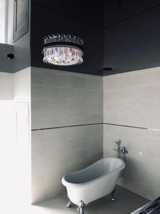 Romeo Vip Apartamentai Panevezys Exterior photo